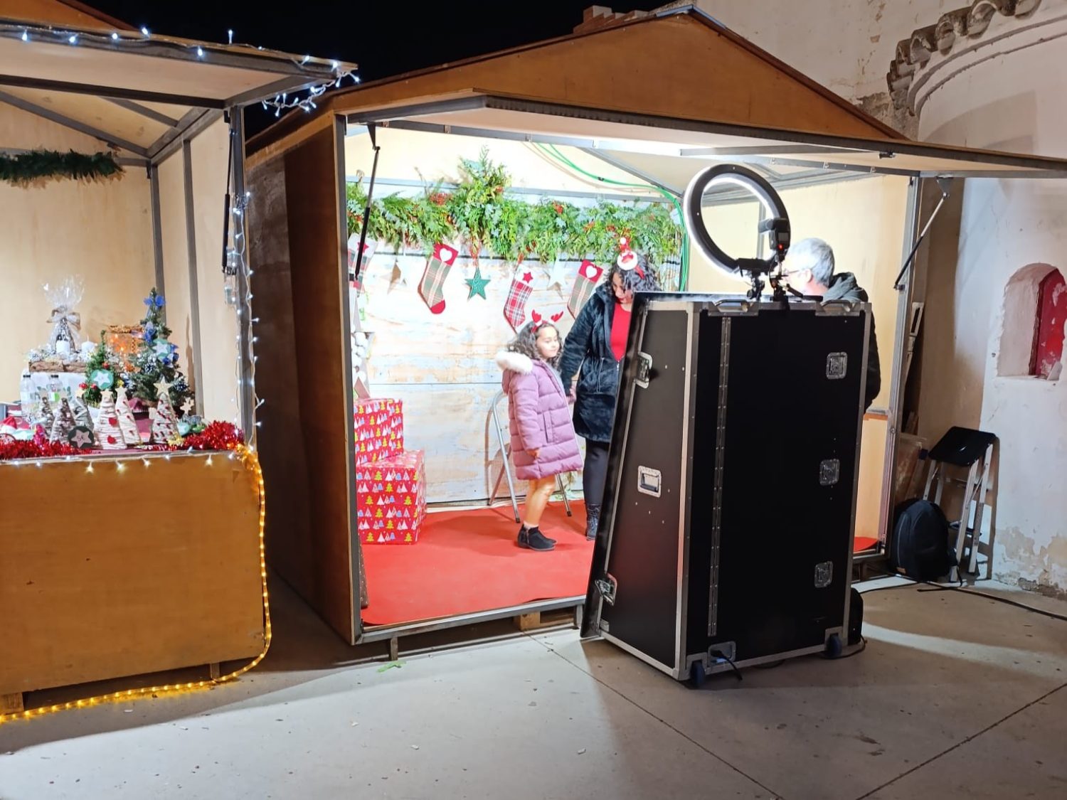 Haz que tu mercadillo Navideño sea inolvidable con un fotomatón Haz que tu mercadillo Navideño sea inolvidable con un fotomatón